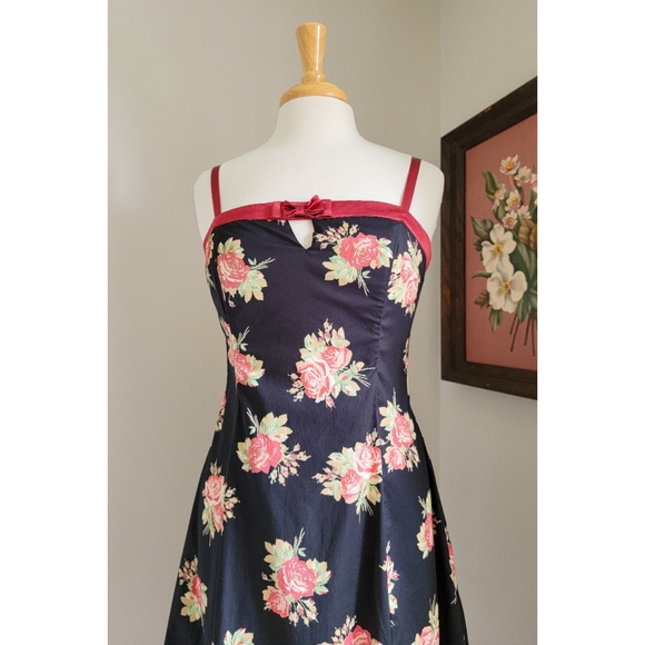 90s Black Floral Satin Bow 1990s Vintage Fit & Flare Midi Length Cotton Dress - Picture 11 of 15